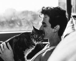 The actor has a soft corner in his heart for animals and has adopted a cute cat with whom he loves to spend his free time.